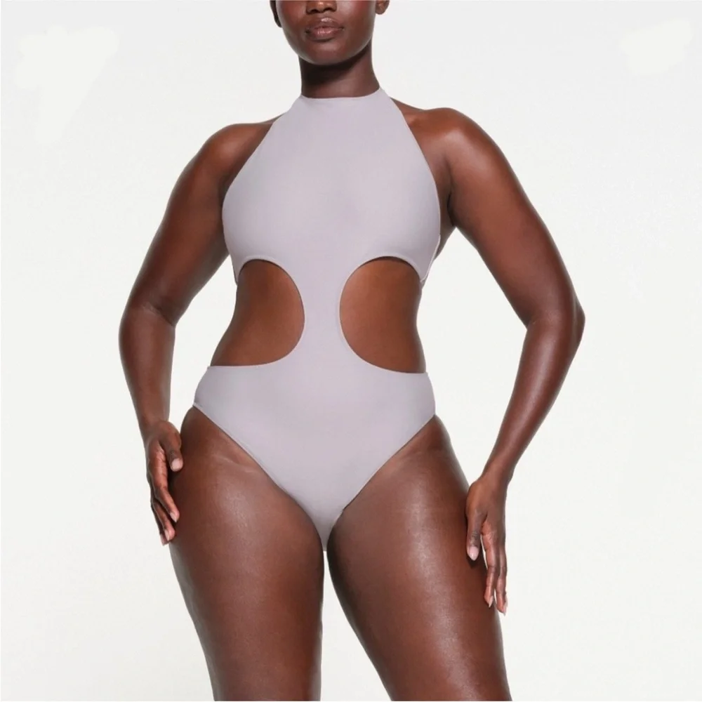 NWT‎ SKIMS Halter Monokini size L Chrome